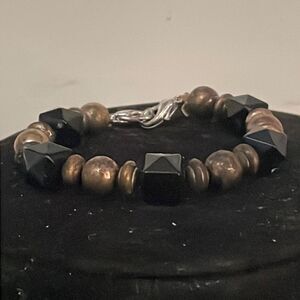 6” multi shaped earth tone colored beaded stackable bracelet with spring clasp